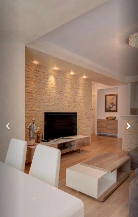 شقة Przno Apartman White Star المظهر الخارجي الصورة